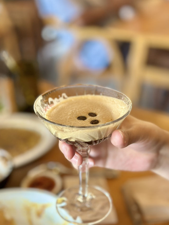 🇮🇩우붓맛집인데 커피☕️는 더 맛있는 논뷰식당
