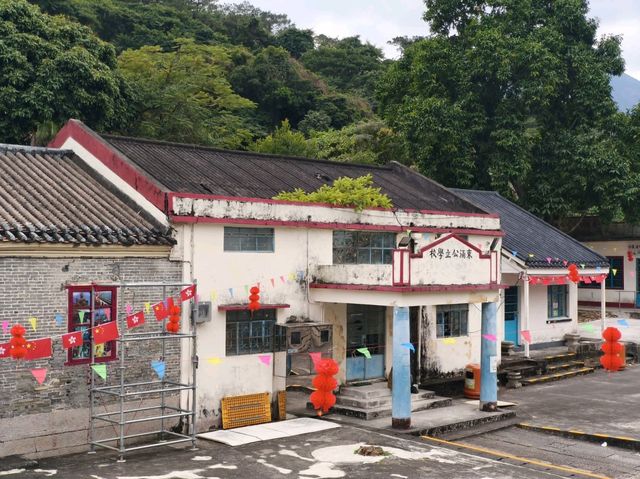 保存完整的東涌炮台遺址