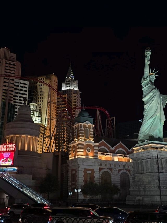拉斯維加斯｜霓虹閃耀，不夜城的音樂與美食之旅！
