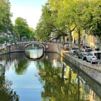 Amsterdam, one of my favorite cities in Europe👫😎❤️