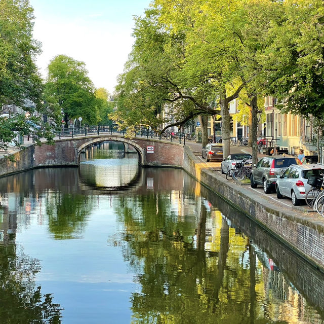 Amsterdam, one of my favorite cities in Europe👫😎❤️