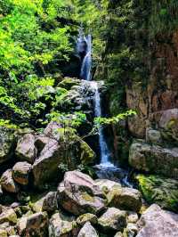 Mount Huangshan, a natural wonder with spectacular vistas just like a Chinese painting!
