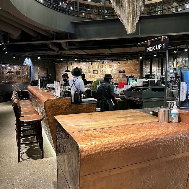 Flagship store