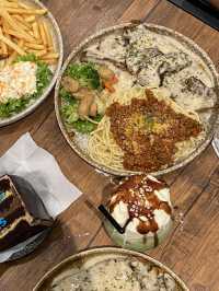 Indulge in Cozy Vibe and Yummy Foods at The Yard Café Miri! 🧀🌿
