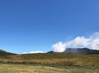Feel the power of the earth and the spectacular views at Mount Aso🌋✨