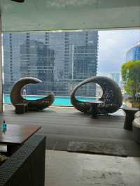 【バンコク】プールサイドでアフタヌーンティー🫖Eastin Grand Hotel Sathorn