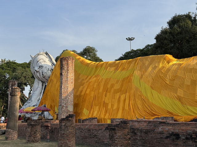 วัดขุนอินทประมูล เสน่ห์แห่งวัดพระนอน เมืองอ่างทอง