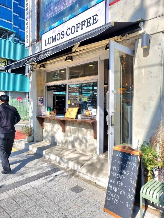 이국적인 분위기의 카페, 루모스 커피✨️