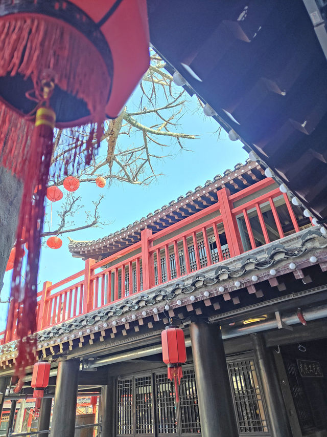 我也算是在萬歲山見了一遭王婆說媒的火爆威力