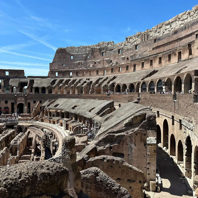 🏟️✨ "Gladiator’s Day Out: A Blood, Sand & Spectacle Itinerary for the Colosseum