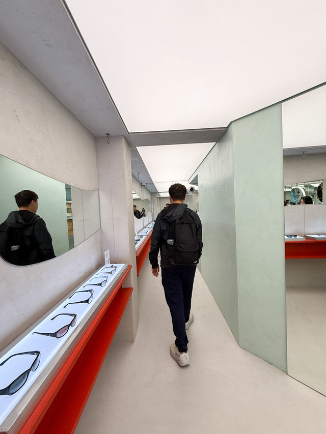 首爾景點 🇰🇷既是眼鏡店，又是藝術館🕶️