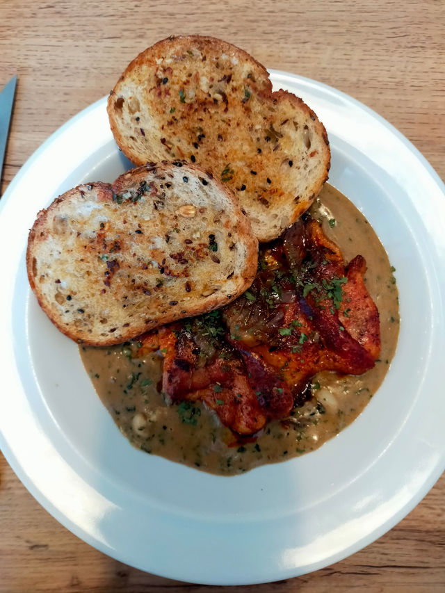 Fueling the foodie within - CRAVEAT 🍽️