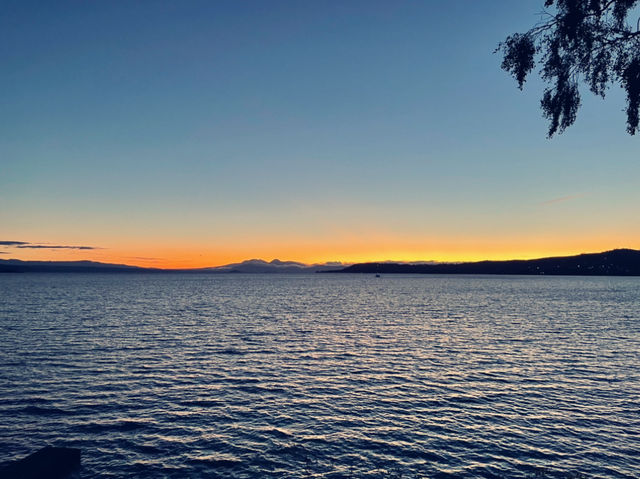 紐西蘭北島景點推薦｜紐西蘭最大的湖泊：Taupō 湖
