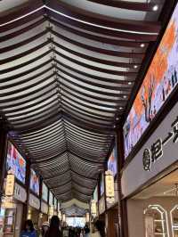 🛍️ 상하이 Yuyuan Garden Shopping Mall, 기념품 쇼핑의 천국!