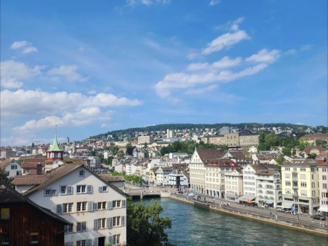 蘇黎世 | 林登霍夫山Lindenhof Zürich，輕鬆欣賞老城區市景的絕佳地點