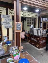 โจ๊กนั่งยอง สังขระบุรี