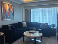 Crazy rich asian experience in Macau! Londoner Grand rooms feature a massage chair!