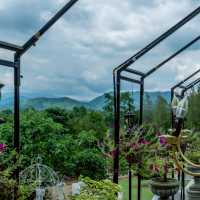 รีสอทร์ & คาเฟ่ กระต่าย กลางภูเขา สวนผึ้ง