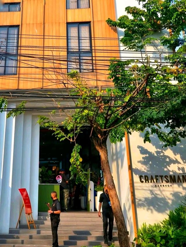 Craftsman Bangkok: A Stylish Urban Retreat in the Heart of Ari