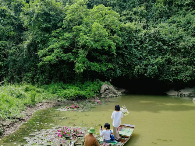 Thung Nham Eco-tourism Area - Ninh Binh.