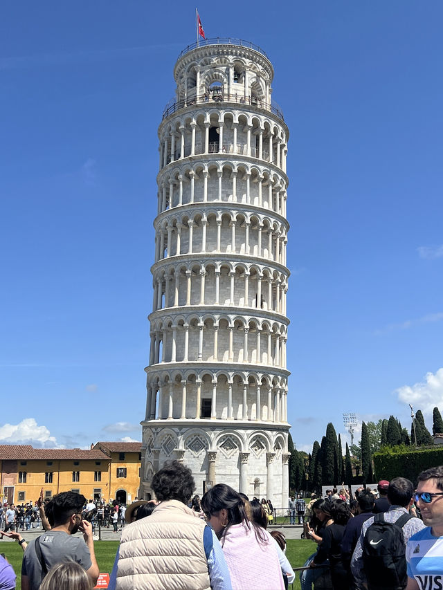【🇮🇹比薩半日速攻】斜塔登頂+奇跡廣場全制霸！自駕停車避坑指南⚡️附小眾拍照點&防騙攻略   