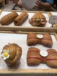 バンコク🇹🇭有名なエシレバターを使ったベーカリーカフェ