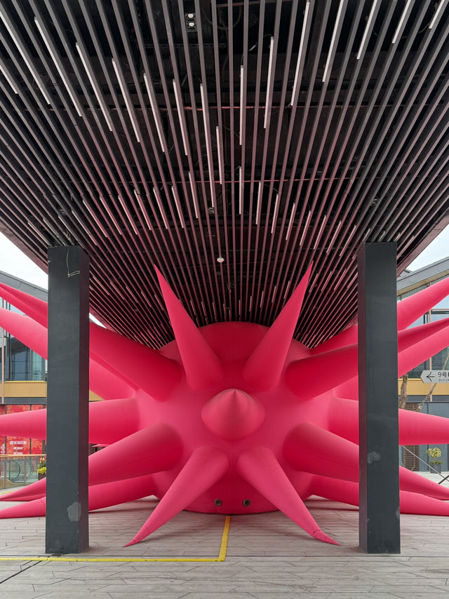 Gorgeous arts museum/park I don’t think anyone should miss