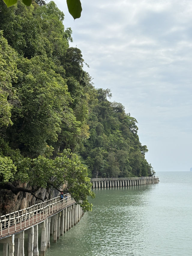 อุทยานแห่งชาติหาดเจ้าไหม  - เขาแบนะ ตรัง 🏞️