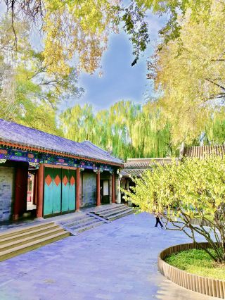 A Regal Escape from Beijing’s Summer Heat at Prince Kung’s Mansion