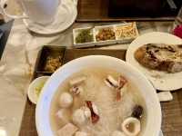 高雄漢來飯店的大堂鋼琴酒吧.午餐.下午茶美食美味料理.值得推薦大家