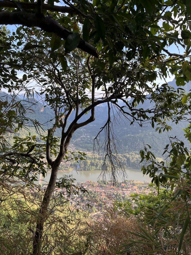 Nong Khiaw Travel Experience 