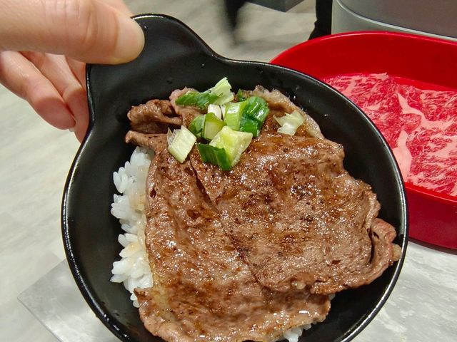 拼什鍋和牛烤串火鍋放題中壢威尼斯店