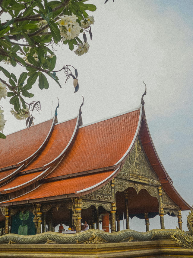 วัดสิรินธรวราราม(ภูพร้าว) จังหวัดอุบลราชธานี