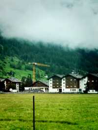 Täsch: “Affordable Gateway to Zermatt with Seamless Train Access