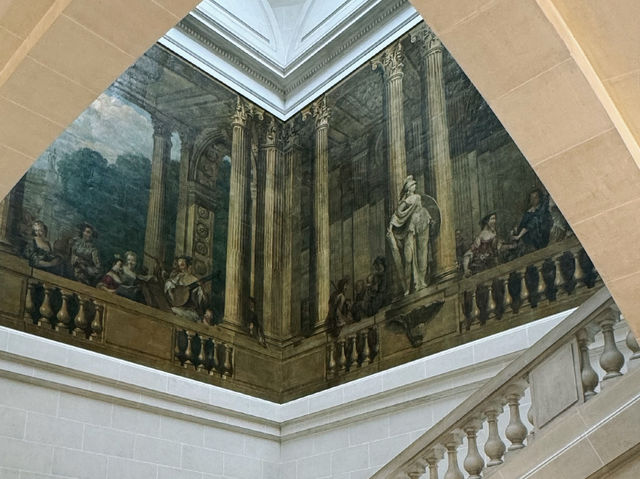 Explore Paris's Marais District: Free Museums Worth My Time! 🇫🇷🏛️