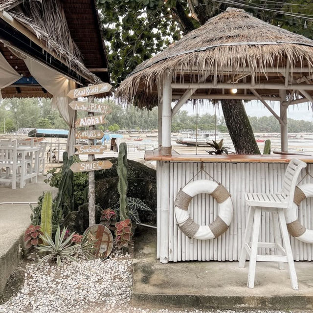 Coming Home Café & Seascape ราไวย์ ภูเก็ต