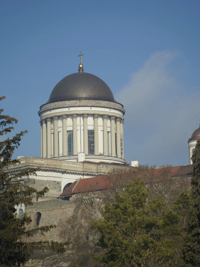 🇭🇺多瑙河寶藏小鎮｜埃斯泰爾戈姆旅行攻略