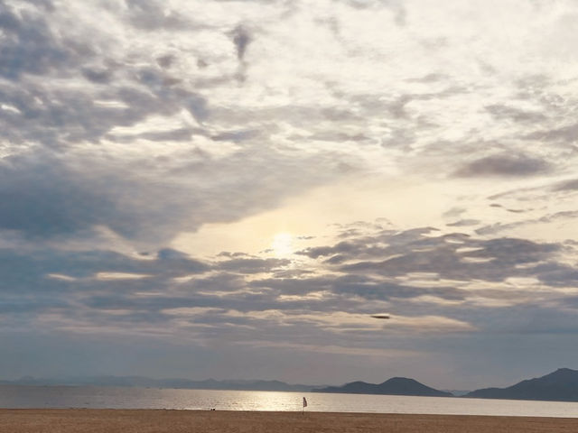 Dadaepo Beach Park, Busan: A Spacious Coastal Oasis for Families and Nature Lovers