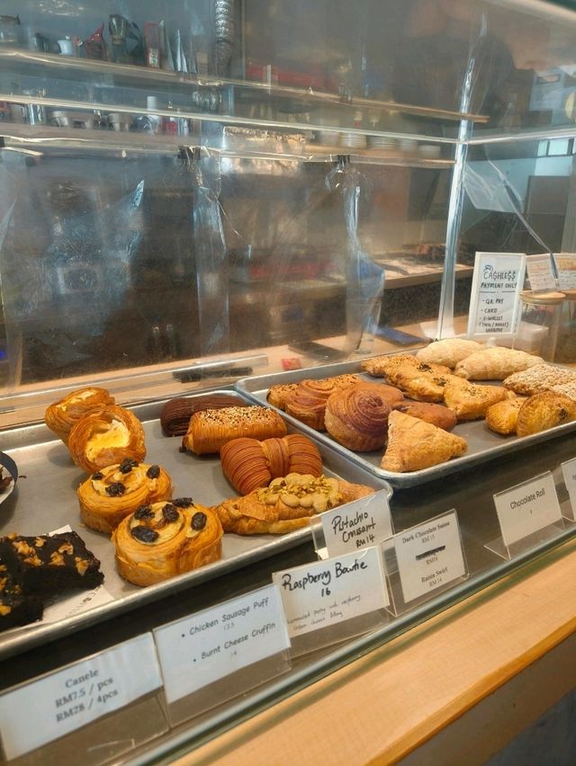 Sweet Treat Stop at Coffeeholic