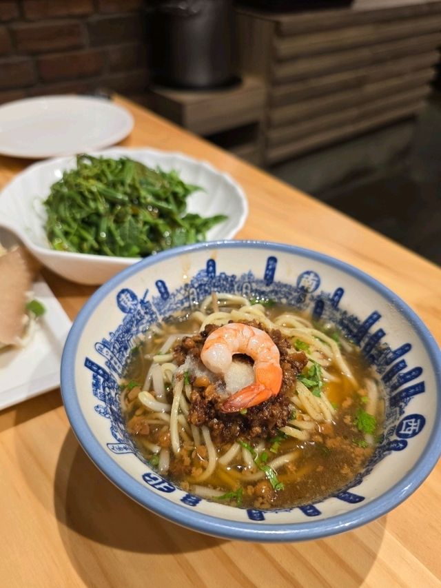 台灣人氣擔仔麵 - 度小月
