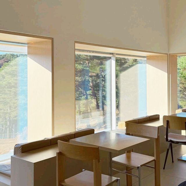 Infeeld Cafe