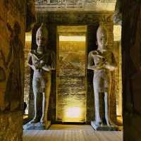 Abu Simbel at Dawn: A Pharaoh’s Summer Spectacle Without the Crowds