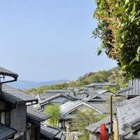 🍵⛩️🏮 Strolling Through Ninenzaka & Sannenzaka – Kyoto’s Timeless Slopes