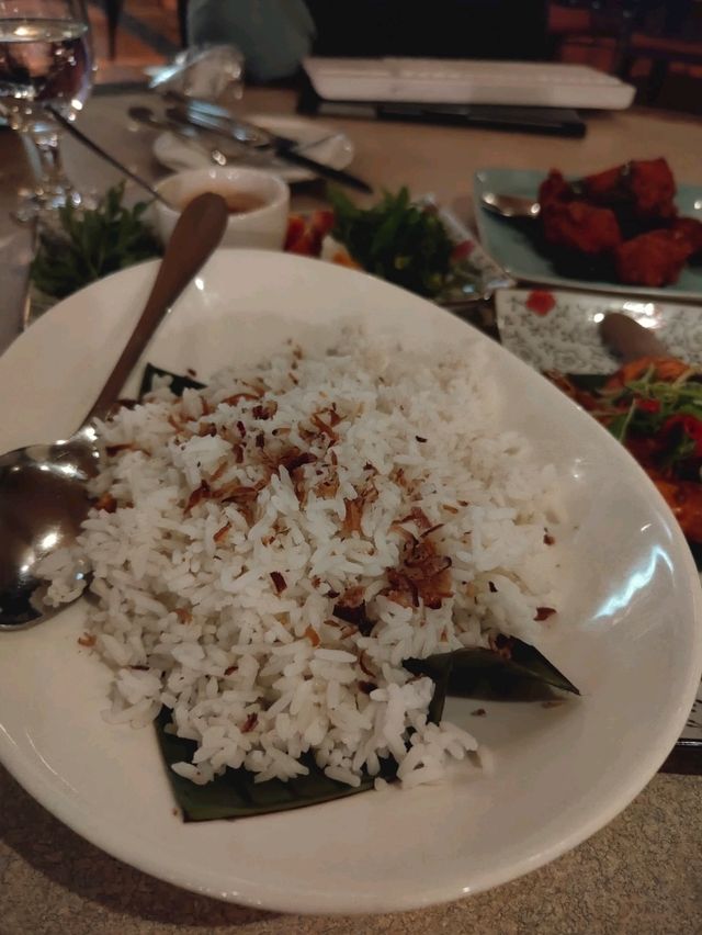 🍽️ Twilight Talam: A Taste of Togetherness at Avillion Resort