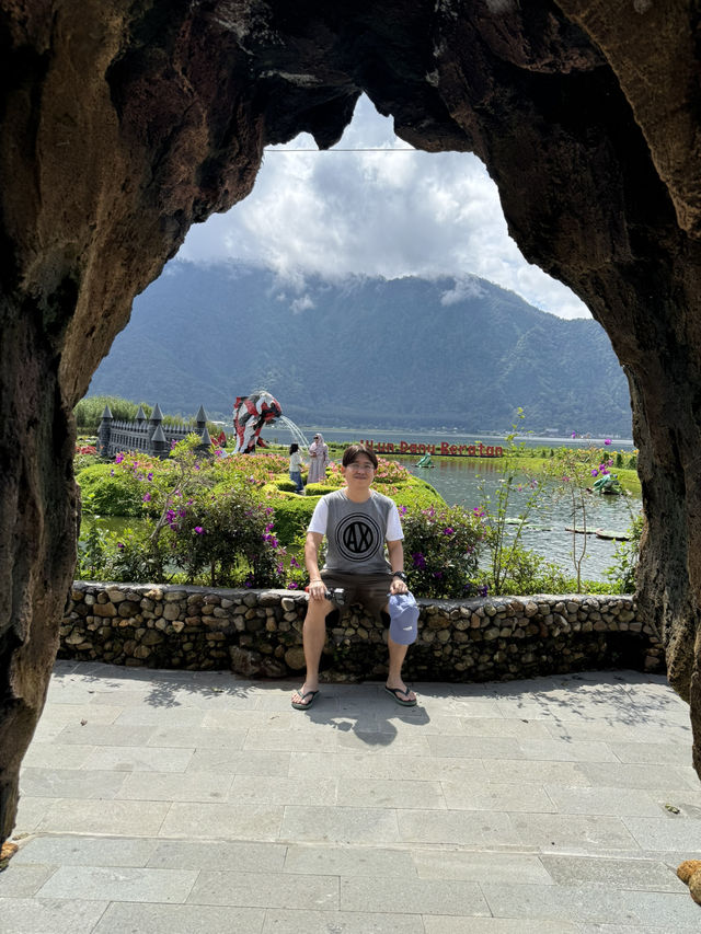 🛕🌿 Ulun Danu Beratan – Where Water Meets the Divine 🌊🙏