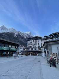Chamonix-Mont-Blanc เมืองสกีรีสอร์ทของฝรั่งเศส
