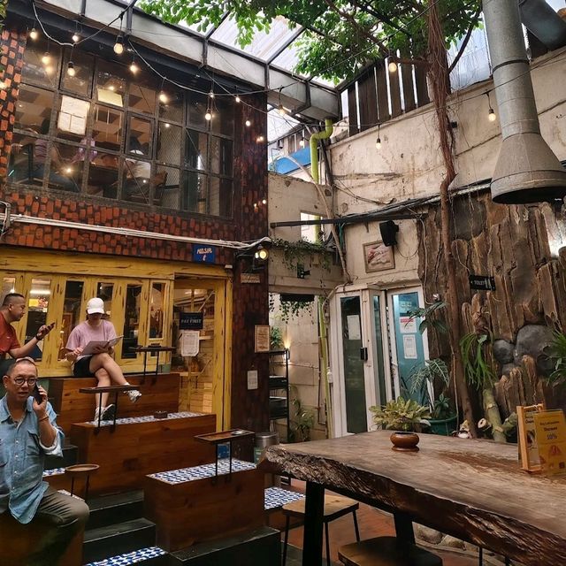 rustic themed cafe