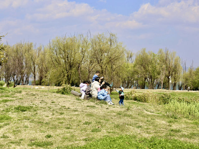 One fine day at Erhai lake in Dali!