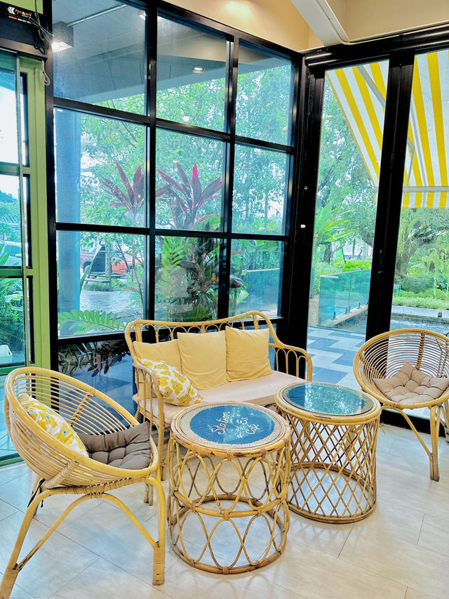 Station Es Cafe