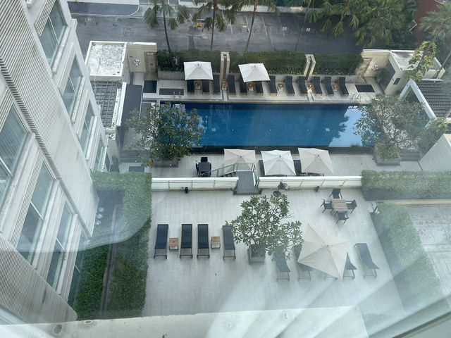 🏨 曼谷鬧中取靜的放鬆基地｜萬怡酒店 Courtyard by Marriott Bangkok 